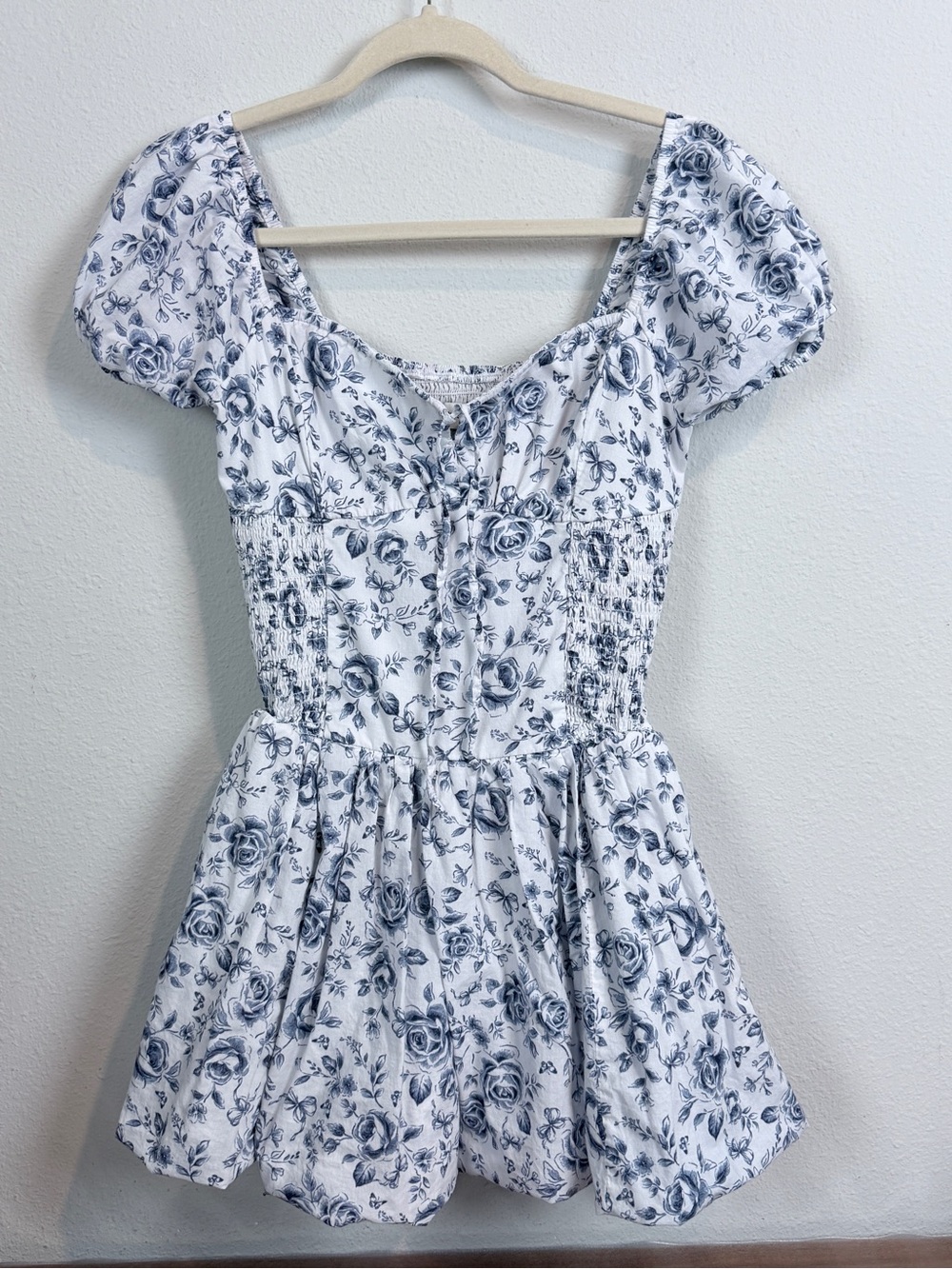 Hollister Blue Floral Smocked Bubble Hem Skort Mini Dress S